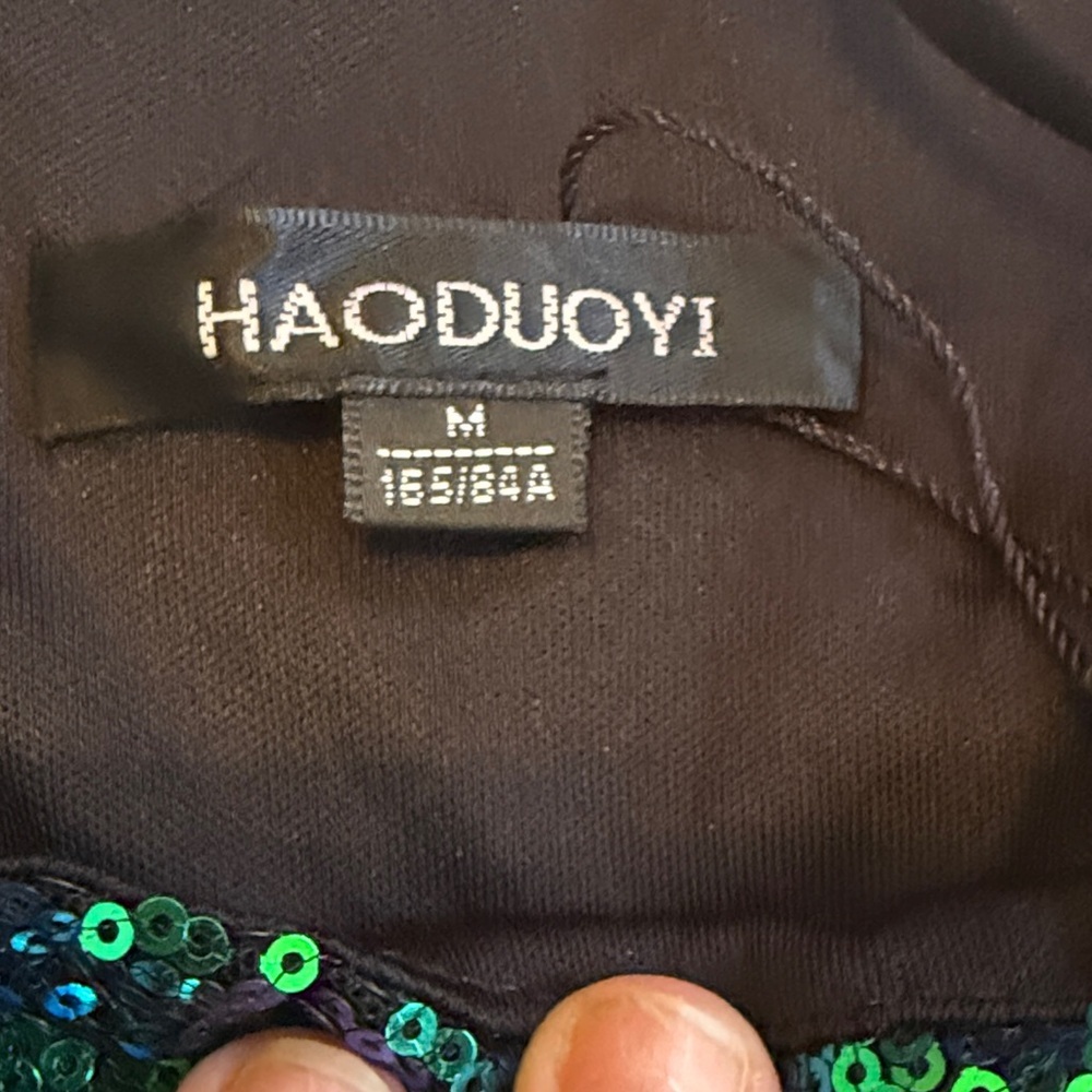HAODUOYI Green Iridescent Sequin Top - Picture 3 of 9